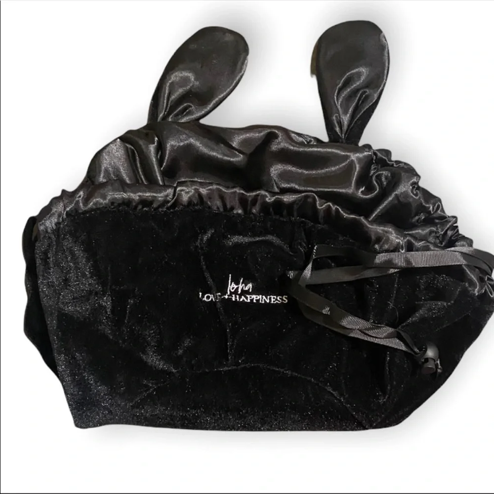Loha Travel Makeup Bag Lay & Play Black Bunny Ears Drawstring Makeup Travel Bag